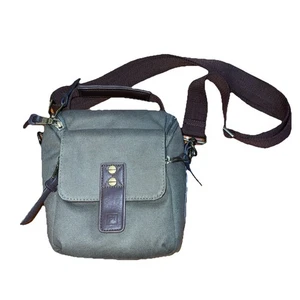 Platinum DSLR Small Camera Bag Dark Olive Green Dark Brown Straps - Picture 1 of 7