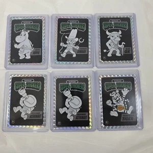 Lotto 6 VeeFriends Superstickers serie manga 2025 - Holo Border Set - Foto 1 di 9