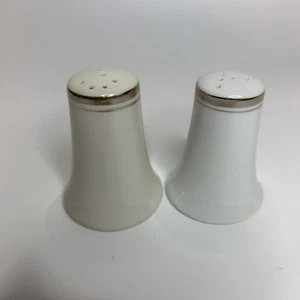 Royalton China Co. Gold Elegance Porcelain Salt & Pepper Shakers With Stoppers - Picture 1 of 7