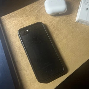 iPhone se3 2022 A++ battery health brand new II Guarenteed next day shipping ✅✅ - Picture 1 of 5