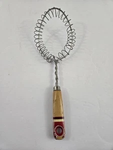 Vintage Red Wood Handle Coil Wire Whisk Egg Beater Kitchen Utensil Open Center - Picture 1 of 4