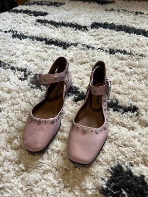Zapatos planos de ballet Free People de cuero lila con tachuelas talla 37,5 (7 1/2 Ish EE. UU.) Foto 1 de 4