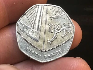 UK Great Britain 50 pence 2012, Partial arms - two lions, Elizabeth II - Picture 1 of 2