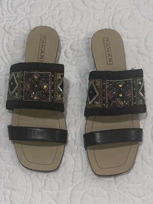 Tahari Fern Low Wedge Heel Sandals Shoes Black Embroidered Size 6-1/2 M - Image 1 of 4