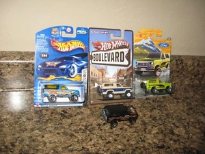 Hot Wheels Lot of 4 1985 Ford Bronco 4X4 Variation Boulevard Final Run '85 - Picture 1 of 2