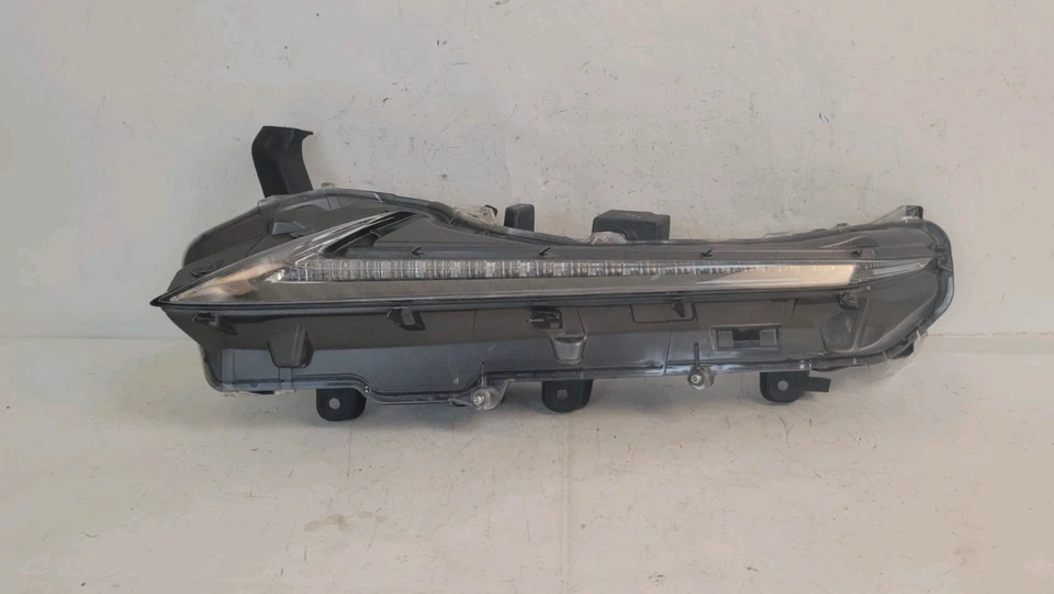 2018-2021 Lexus NX300 NX300h LH Left Driver Turn Signal Light DRL LED OEM - Изображение 1 из 4