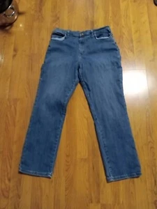 lee relaxed jeans sz 14 Medium womens Stretchy 34" X 28" Blue Denim - Picture 1 of 4