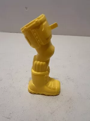 THE GRAPE ESCAPE Board Game 1992 One (1) Piece Boot Kick Yellow Replacement Part - Image 1 of 2