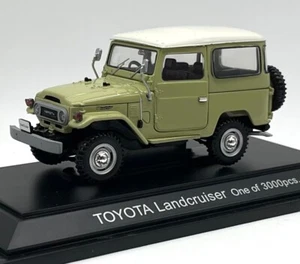 Ebbro 407 Toyota Landcruiser todoterreno VJ 40 V en verde blanco, embalaje original 1:43 K037 - Imagen 1 de 4