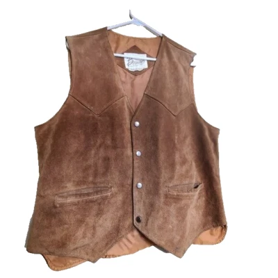 BERMANS SUEDE WESTERN STYLE VEST WOMENS W POCKETS SIZE 44 - Image 1 of 4