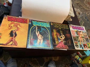 4 Vintage 1970's Vampirella Magazines 30,23,21,19 - Picture 1 of 22