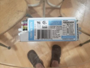 Phillips Advance Xitamium LED Electronic Driver 25W .3-1A 36V 0-10V Dimming - Picture 1 of 1