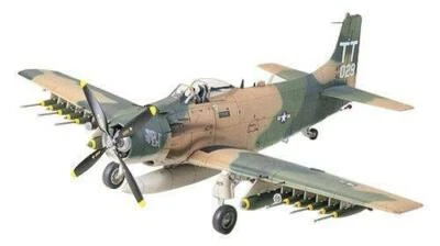 Tamiya 1/48 Maquette Kit US Air Force Douglas A-1J Skyraider du Japon 1442 - Photo 1/4