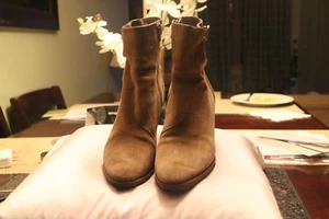 Chloe Wedge Ankle Boots In Toupe /olive Size 381/2 - Picture 1 of 5