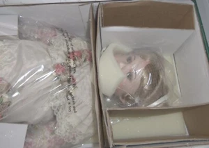 Vintage Exclusively Yours Heather Puppe von Emmy Chen - Bild 1 von 13