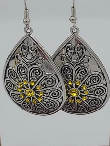 Silver Filigree Earrings with Yellow Crystals - Picture 1 of 6