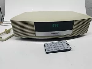 Bose Wave Radio III (No CD Player) Remote White Excellent Condition Radio AM FM - Picture 1 of 10