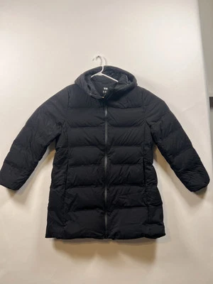 Abrigo corto Uniqlo elástico sin costuras Foto 1 de 4