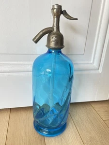 Ancien Siphon bouteille Eau de Seltz bleu Poisson Perriers / Périers Manche - Picture 1 of 7