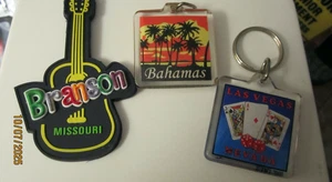 Lote de 3, focos de vacaciones de recuerdo, llaveros - Imagen 1 de 2