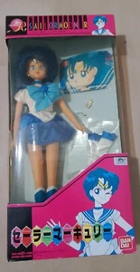 SAILOR MOON MERCURY BAMBOLA DOLL BANDAI NO GIOCHI PREZIOSI NUOVA NON APERTA - Imagen 1 de 6