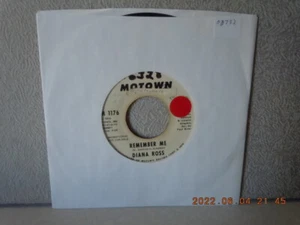 Ross, Diana 7" Vinyl...REMEMBER ME/same... MOTOWN... SEHR GUTER ZUSTAND...'70 - Bild 1 von 2