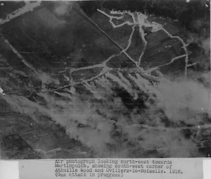 GASANGRIFF AUF MARTINPUICH, 1916 - Original Flugzeugfoto - Bild 1 von 2