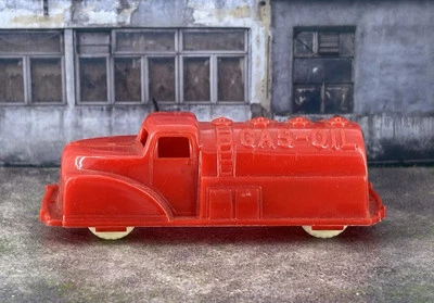 Camión cisterna Renwal Nº 148 hecho en EE. UU. 3,25” rojo con neumáticos blancos Foto 1 de 4