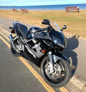 2001 HONDA CBR 600 F4i FUEL INJECTION 12 MONTHS MOT ~ BLACK - Picture 1 of 15