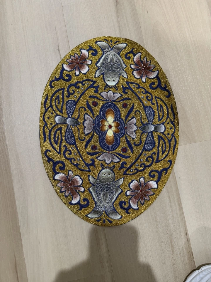 Винтажная китайская овальная вышитая панель - Изображение 1 из 1