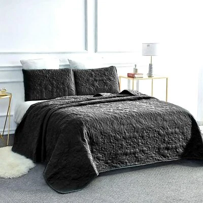 3PCS Bed Quilt Set Embossing Bedspread Pillow Sham Queen King Size 6 Colors - Image 1 of 4