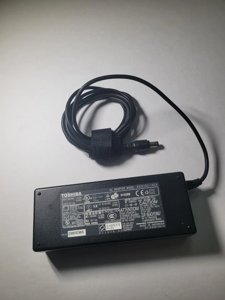 Adaptador Cargador CA Toshiba 15V 5A 75W PA3215U-1ACA PA3283U-1ACA PA3201U-1ACA Foto 1 de 1