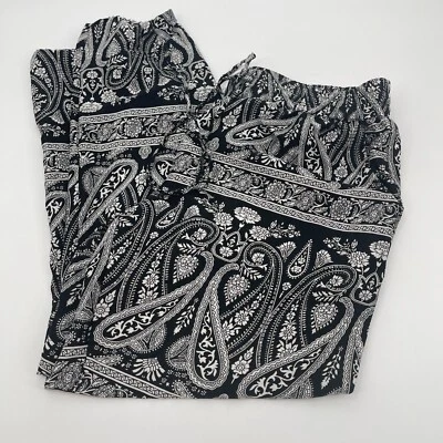 Pantalones de mujer Charlotte Russe grandes de cachemira negros blancos con cordón tejido elástico Foto 1 de 4