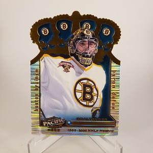 1999-00 Pacific Gold Crown Die-Cuts #4 Byron Dafoe Boston Bruins Hockey Card NHL