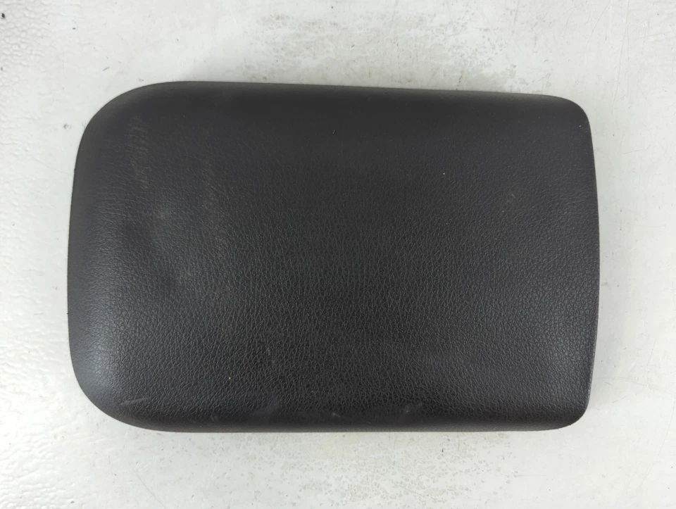 2005-2006 Ford Mustang Center Console Armrest Cover Lid Black ZFKLY - Image 1 of 4