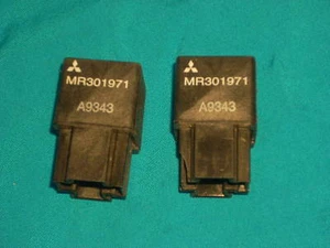 03 04 05 Mitsubishi Eclipse RELAYS. 4 PINS.OEM - Picture 1 of 2