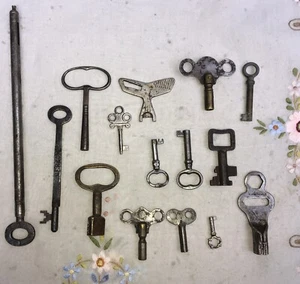 15) antique & interesting KEYS junk lot old English~Europe  Steampunk art ideas! - Picture 1 of 17