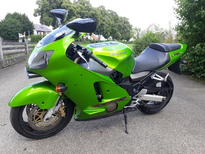 Motorrad Kawasaki ZXT20A - Bild 1 von 2