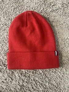 TOMMY HILFIGER  ICONIC LOGO RED BEANIE HAT ONE SIZE - Picture 1 of 2