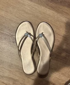 GREAT CONDITION Italian Shoemakers Rose Gold Flip Flop / Rhinestones / womens 10 - Picture 1 of 5