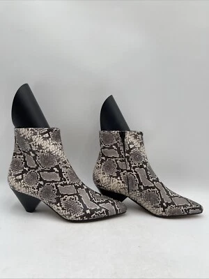 VINCE. Botines de cuero con estampado de serpiente con cremallera lateral punta tacón bloque para mujer 8M Foto 1 de 4