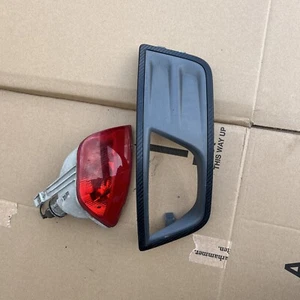 FORD FOCUS ST 225 STOßSTANGE HINTEN REFLEKTOR LICHT UND GRILL VOR FACELIFT 2006 O/S - Bild 1 von 2