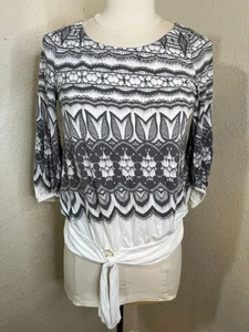 Deletta Extra Small Gray White Printed Tie Front Top Anthropologie XS - Picture 1 of 4