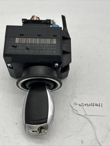 03-09 Mercedes W209 CLK500 Ignition Switch Module with Key 2095450908 - Picture 1 of 9