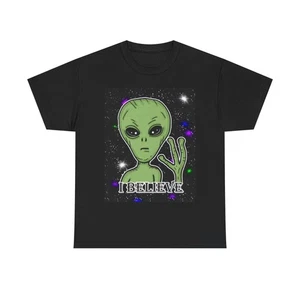 Maglietta Believe In Aliens maglietta divertente grafica nave spaziale unisex cotone pesante - Foto 1 di 5