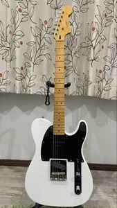 Squire hybrid Telecaster with jazzmaster head stock combined Safe Packing! - Picture 1 of 6