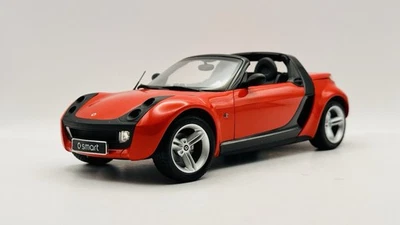 KYOSHO SMART ROADSTER 1:18 INKLUSIVE VITRINE! - Bild 1 von 4