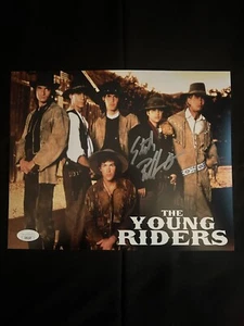 Stephen Baldwin signiert The Young Riders 8x10 Foto mit JSA COA - Bild 1 von 2