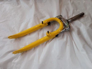 New 24" Yellow Steel BIKE SUSPENSION FORKS 1" x 152mm threaded Stem V brake - Picture 1 of 6