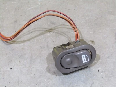 2000-2005 Saturn LW LS L100 L200 OEM interruptor de trava da porta frontal do lado do passageiro 03 04 - Imagem 1 de 3